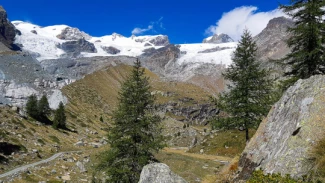 Cimes et Lacs du Mont-Rose