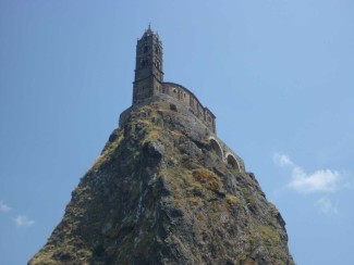 Chemins de Compostelle : Montbrison - Le Puy en Velay (Ch de Lyon) - France