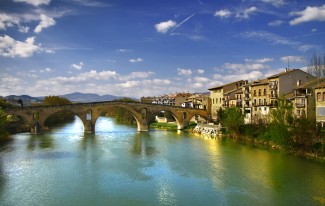 Chemins de Compostelle : Urdos - Puente la Reina - France