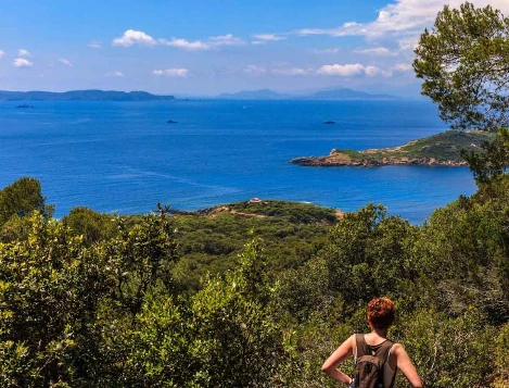 Hyères, et les Iles d'Or en étoile en liberté - Photo 5