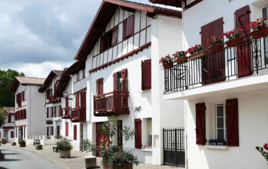 Terroirs du Pays Basque : randos hivernales, raquettes et cuisine gourmande ! - Photo 6