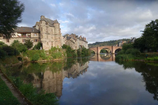 Chemins de Compostelle : Nasbinals - Conques - Photo 6
