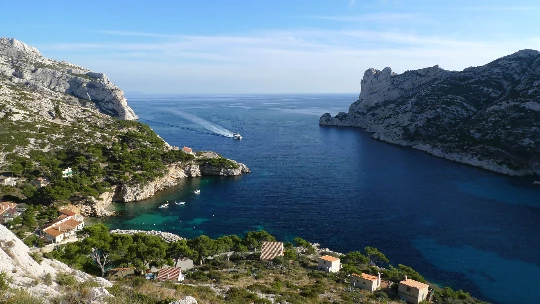 Ste Baume & Calanques en liberté - Photo 2