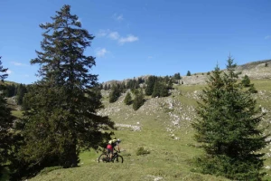Traversée du Haut Jura en VTT - Photo 2