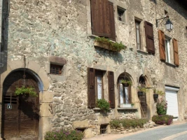 Chemins de Compostelle : St Genix sur G - Condrieu - Photo 1