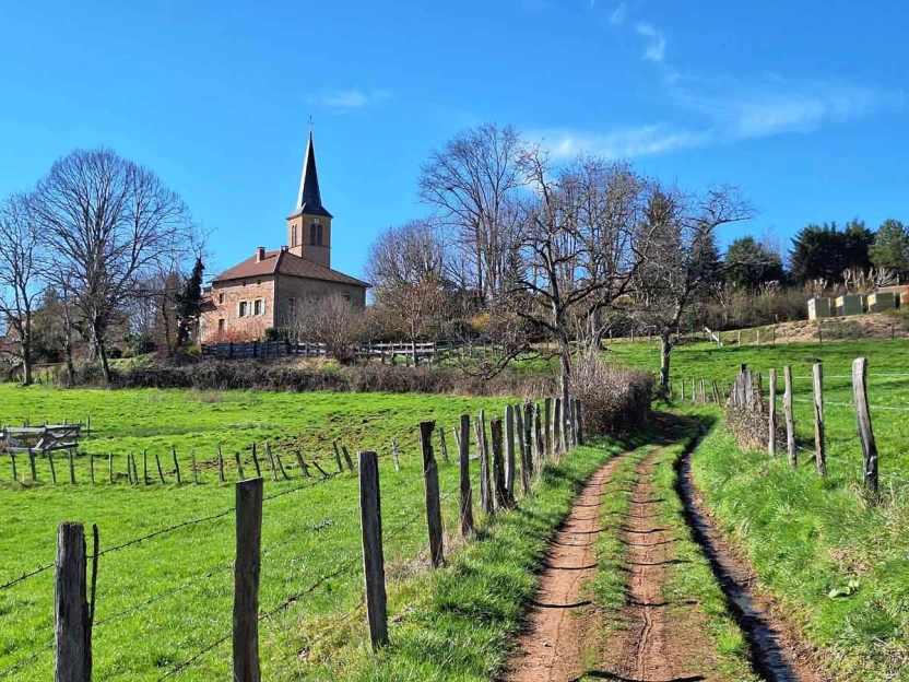 Chemins de Compostelle : Cluny - Charlieu - Massif Central