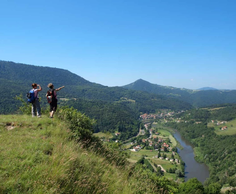 Chemins de Compostelle : Charlieu - Montbrison - Massif Central