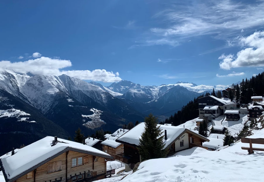 Raquettes & Bien Etre à Aletsch - Alpes Suisse
