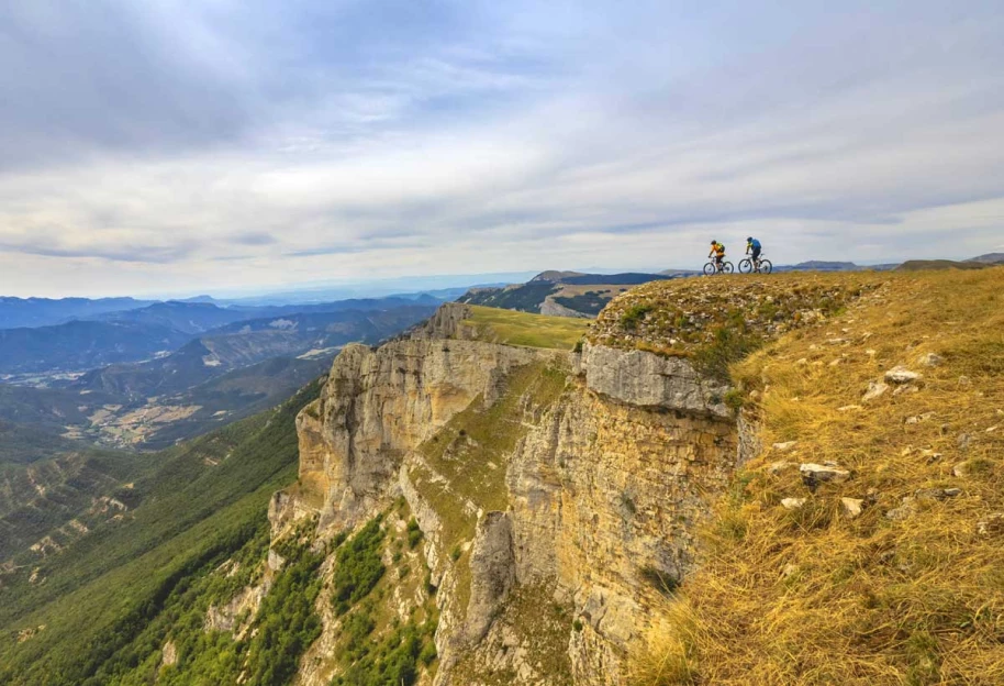 Chemins du Soleil à VTT : Grenoble - Die - Alpes du Nord