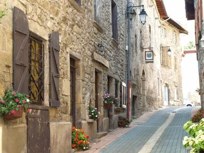 Chemins de Compostelle : St Genix sur G - Condrieu - Alpes du Nord
